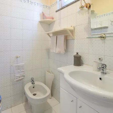 3 Bedroom Awesome In *